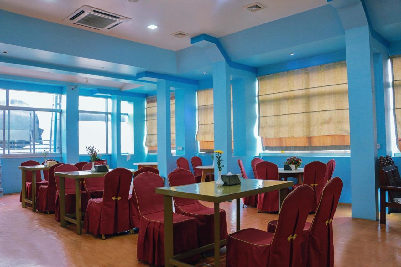 Hotel Shwe Pyi Tan Mandalay Exteriör bild